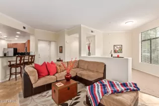 Photo #3: 6419752 Listing 