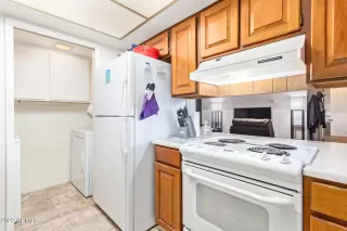 Photo #3: 6419791 Listing 