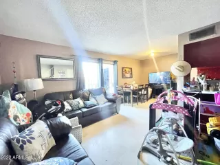 Photo #2: 6419809 Listing