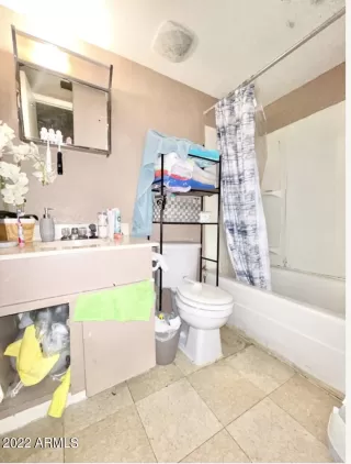 Photo #6: 6419809 Listing