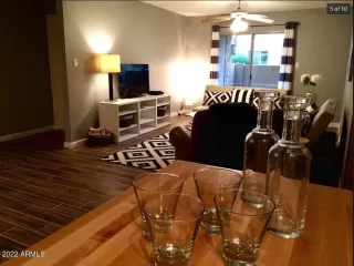 Photo #4: 6419995 Listing