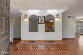 Photo #2: 6420026 Listing