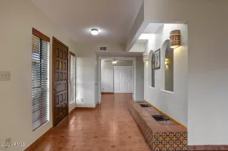 Photo #4: 6420026 Listing