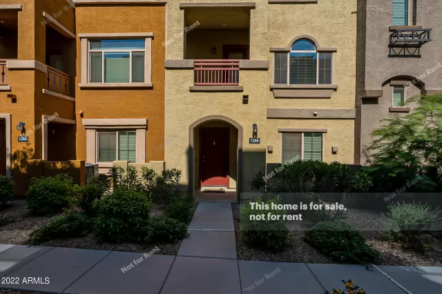 MLS: 6420388 Condo For Sale