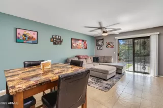 Photo #6: 6420436 Listing 