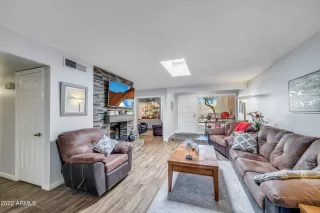 Photo #2: 6420536 Listing