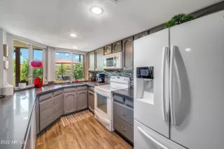 Photo #4: 6420536 Listing