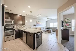 Photo #1: 6420869 Listing 