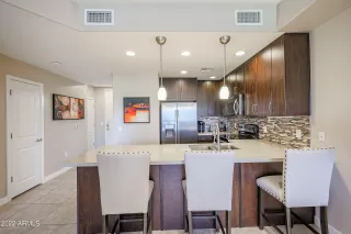 Photo #5: 6420869 Listing 