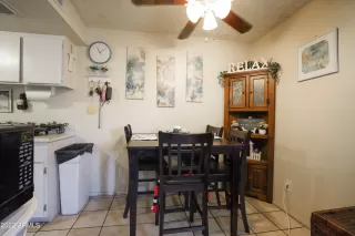 Photo #5: 6420911 Listing