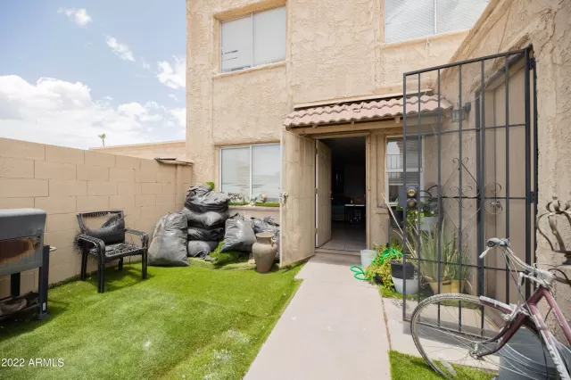 MLS: 6420929 Condo For Sale