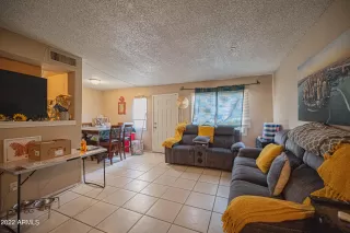 Photo #5: 6420929 Listing 