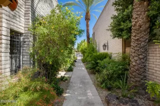 Photo #2: 6420967 Listing