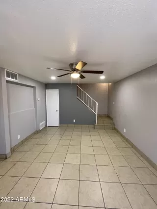 Photo #3: 6421166 Listing 
