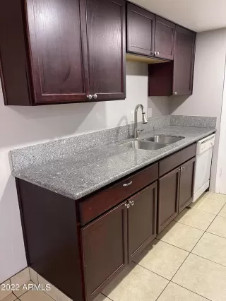 Photo #6: 6421166 Listing 