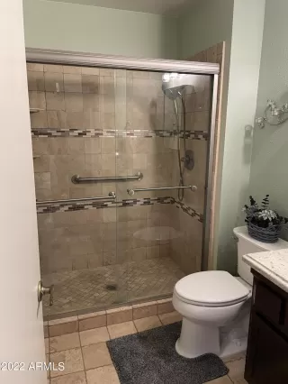 Photo #4: 6421188 Listing