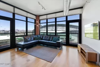 Photo #2: 6421480 Listing 