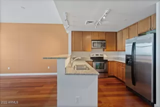 Photo #2: 6421482 Listing