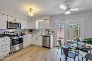 Photo #4: 6421540 Listing 