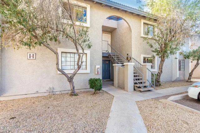 MLS: 6421870 Condo For Sale