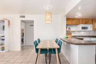 Photo #6: 6421870 Listing 