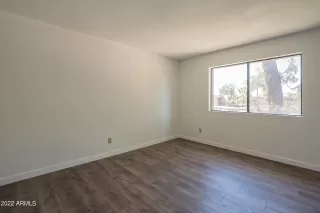 Photo #5: 6421910 Listing