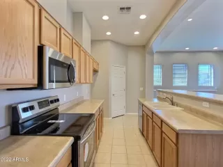 Photo #3: 6422046 Listing 