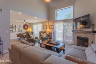 Photo #4: 6422118 Listing