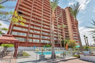 Photo #5: 6422340 Listing