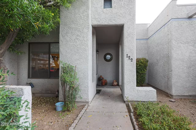 MLS: 6422508 Condo For Sale