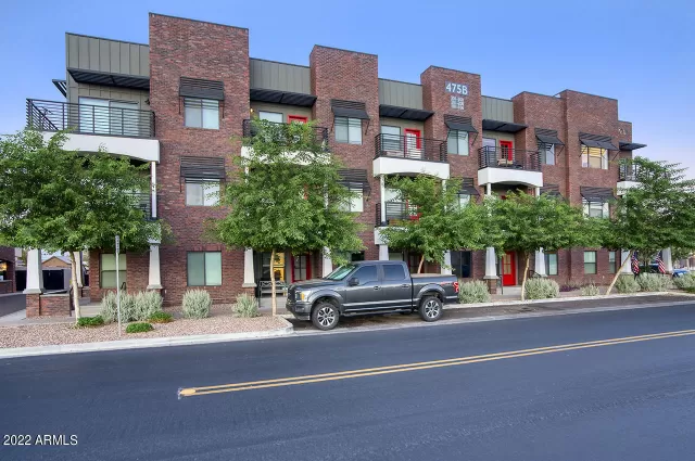 MLS: 6422666 Condo For Sale