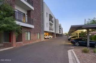 Photo #2: 6422666 Listing