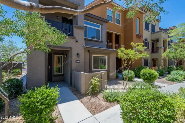 MLS: 6422674 Condo For Sale