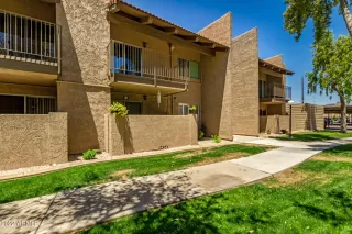 Photo #2: 6422807 Listing