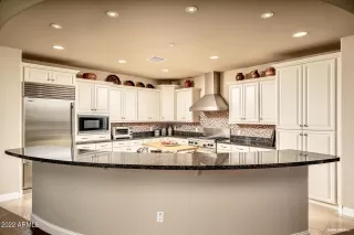 Photo #3: 6422814 Listing 