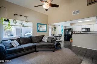 Photo #6: 6422866 Listing