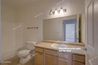 Photo #5: 6422958 Listing