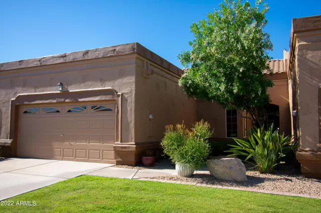 MLS: 6422969 Condo For Sale