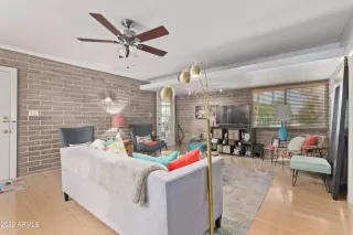 Photo #4: 6422973 Listing 