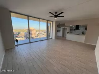 Photo #2: 6422995 Listing