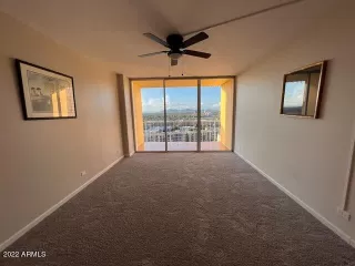 Photo #6: 6422995 Listing