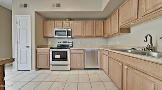 Photo #3: 6423218 Listing 