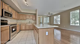 Photo #4: 6423218 Listing 