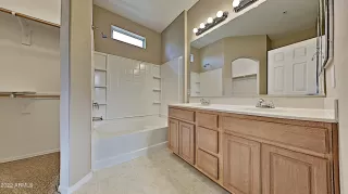 Photo #6: 6423218 Listing 