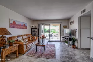 Photo #2: 6423409 Listing 