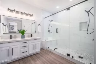 Photo #2: 6423429 Listing