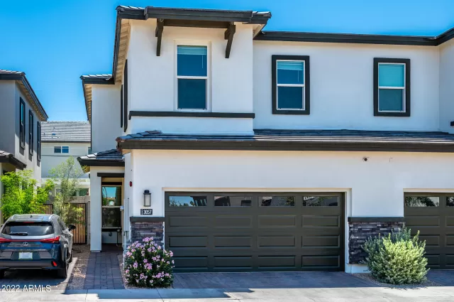 MLS: 6423545 Condo For Sale