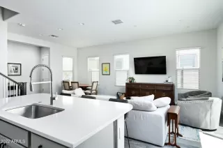 Photo #6: 6423545 Listing 