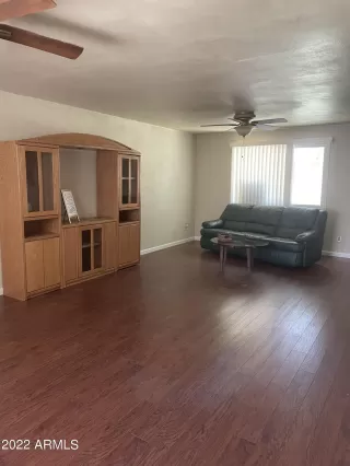 Photo #5: 6423592 Listing