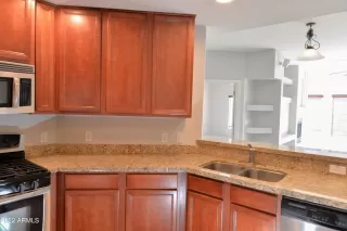 Photo #4: 6423603 Listing